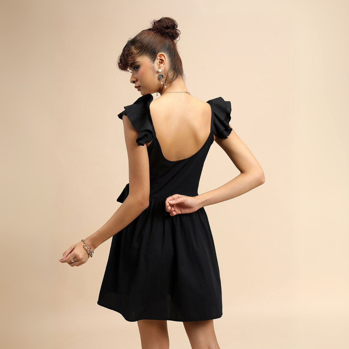 Pack of 4 Women’s Dresses: Chic, Trendy, and Timeless | C-042