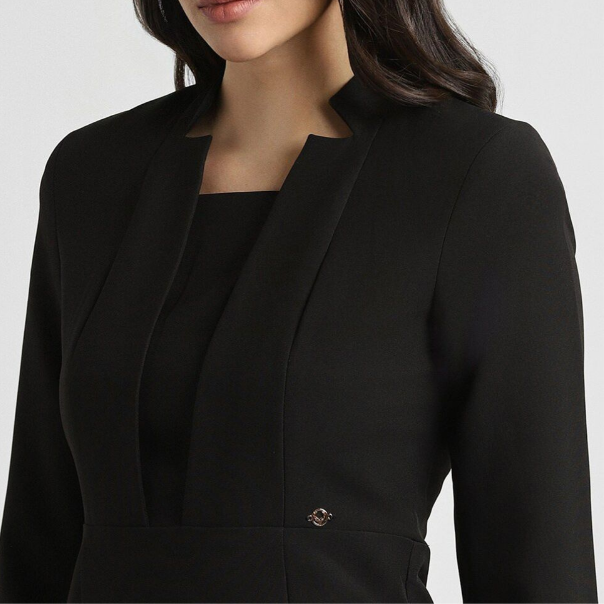 Pack of 4 Women’s Dresses: Chic, Trendy, and Timeless | C-043