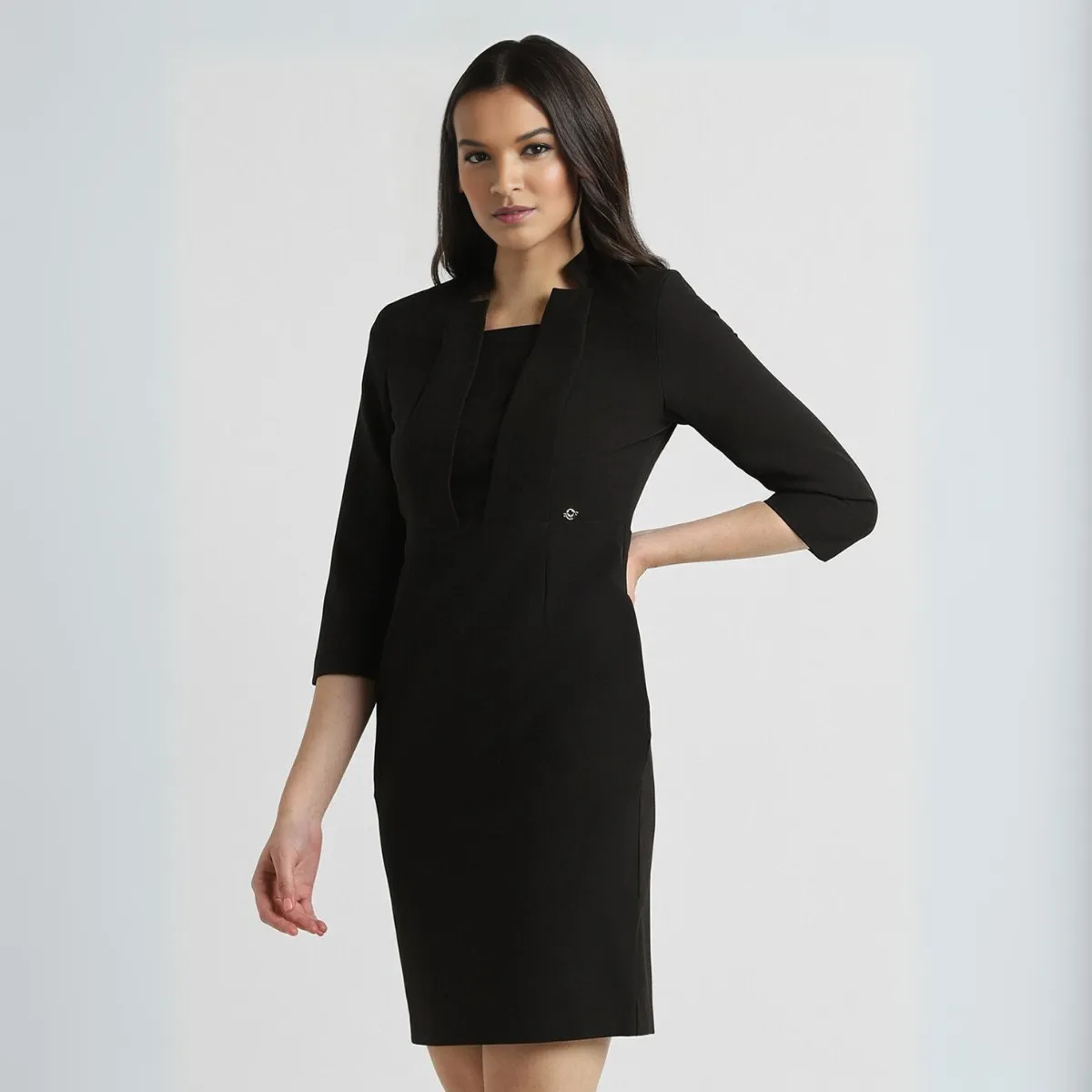 Pack of 4 Women’s Dresses: Chic, Trendy, and Timeless | C-043