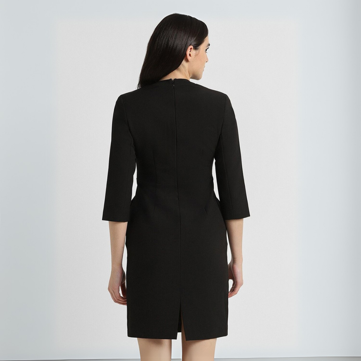 Pack of 4 Women’s Dresses: Chic, Trendy, and Timeless | C-043