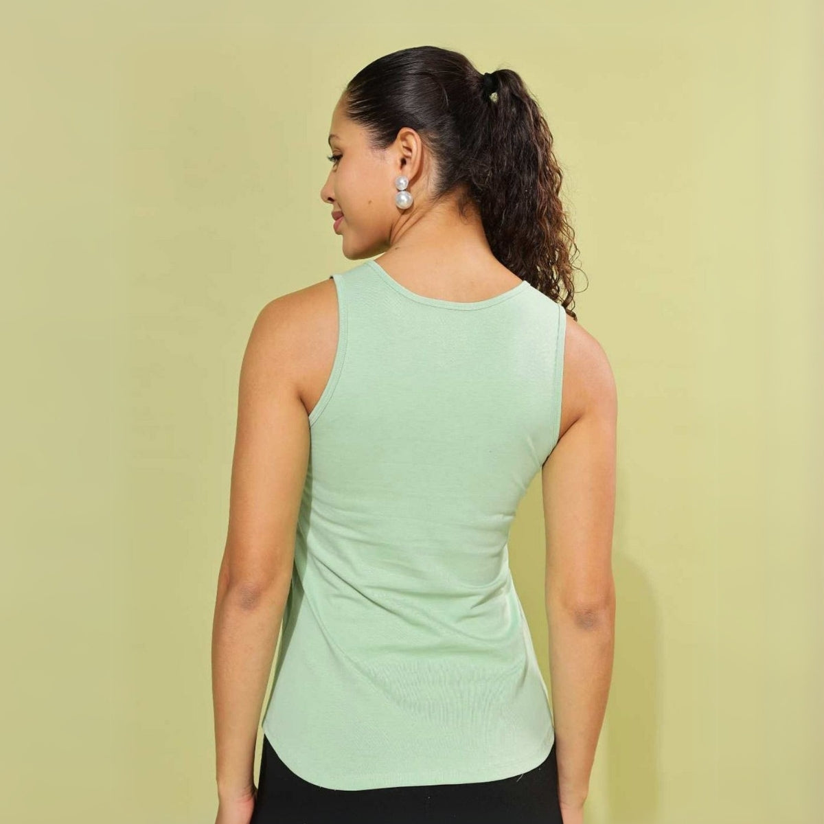 4-Pack Women’s Tank Tops – Stylish, Soft & Affordable | TT-07