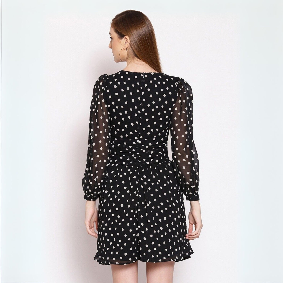 Pack of 4 Women’s Dresses: Chic, Trendy, and Timeless | C-045