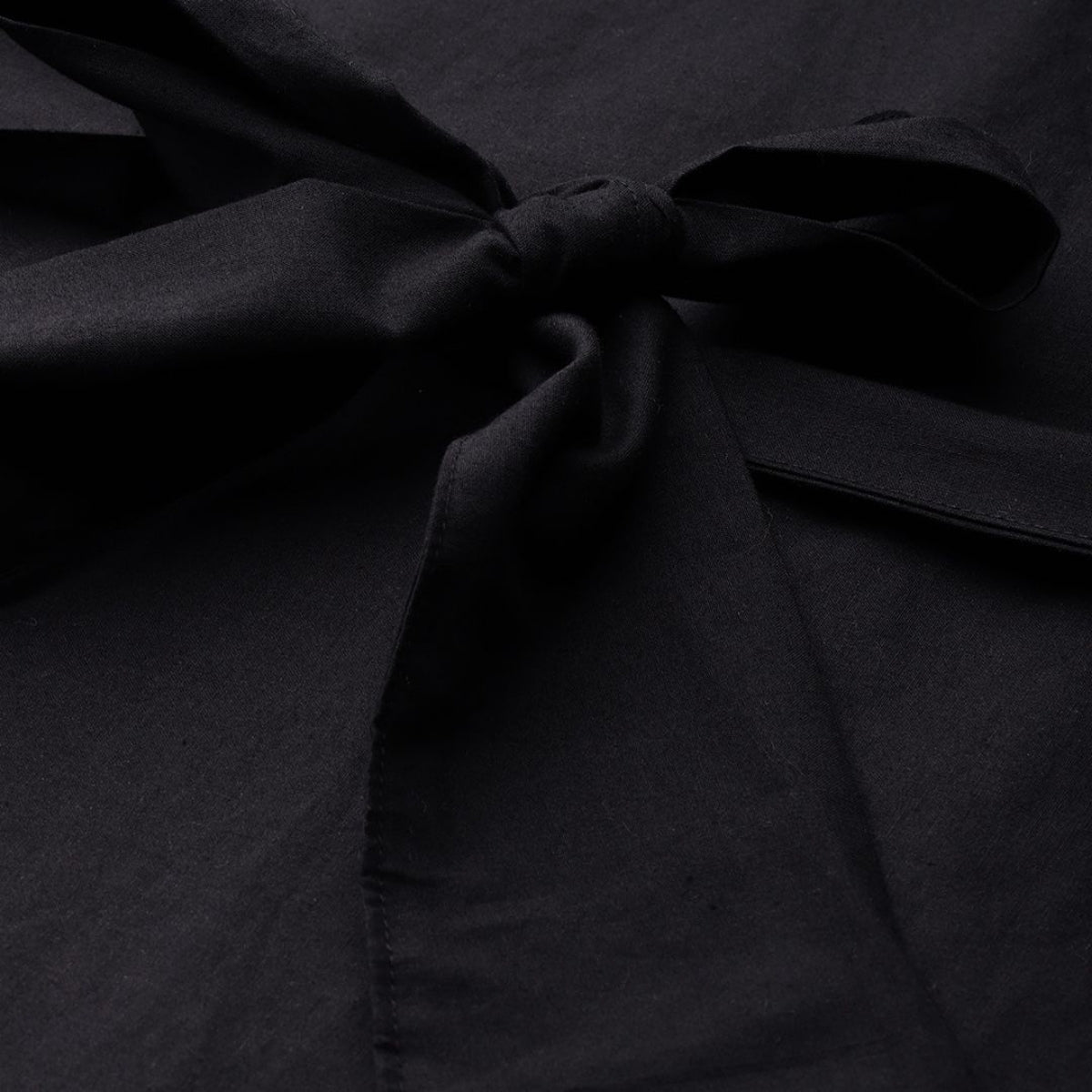 Pack of 4 Women’s Dresses: Chic, Trendy, and Timeless | C-045