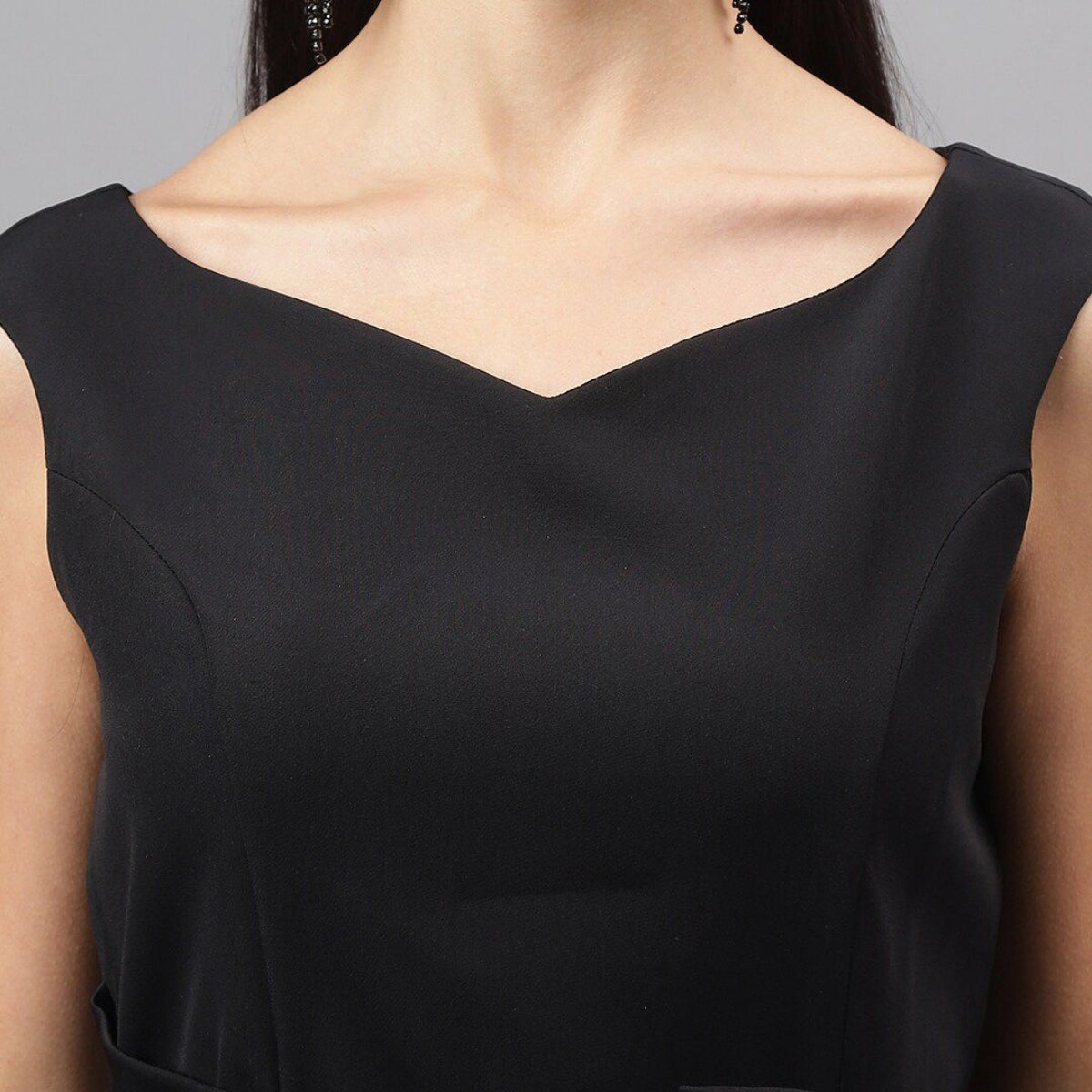 Pack of 4 Women’s Dresses: Chic, Trendy, and Timeless | C-044